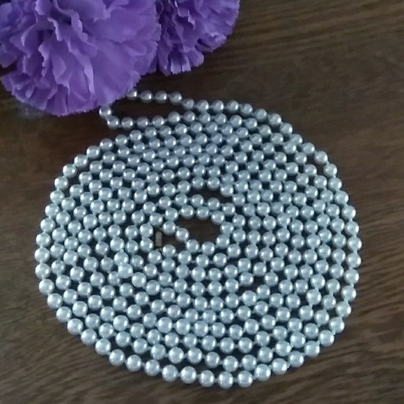 Single Strand Pearls - Picture 1 of 4